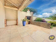 Maison à SAINT-MACAIRE-EN-MAUGES