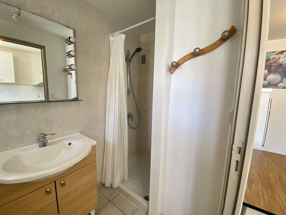 Saint Mitre les Remparts maison type 6 à vendre - 4 chambres - - Maison à SAINT-MITRE-LES-REMPARTS