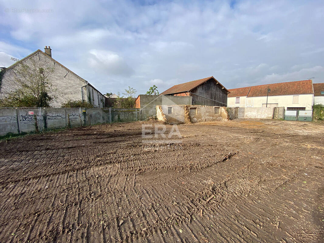 Terrain à BRIE-COMTE-ROBERT