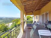 Appartement à MONTAUROUX