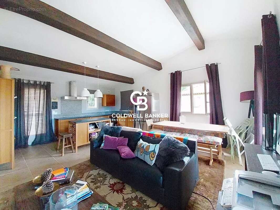 Appartement à MONTAUROUX