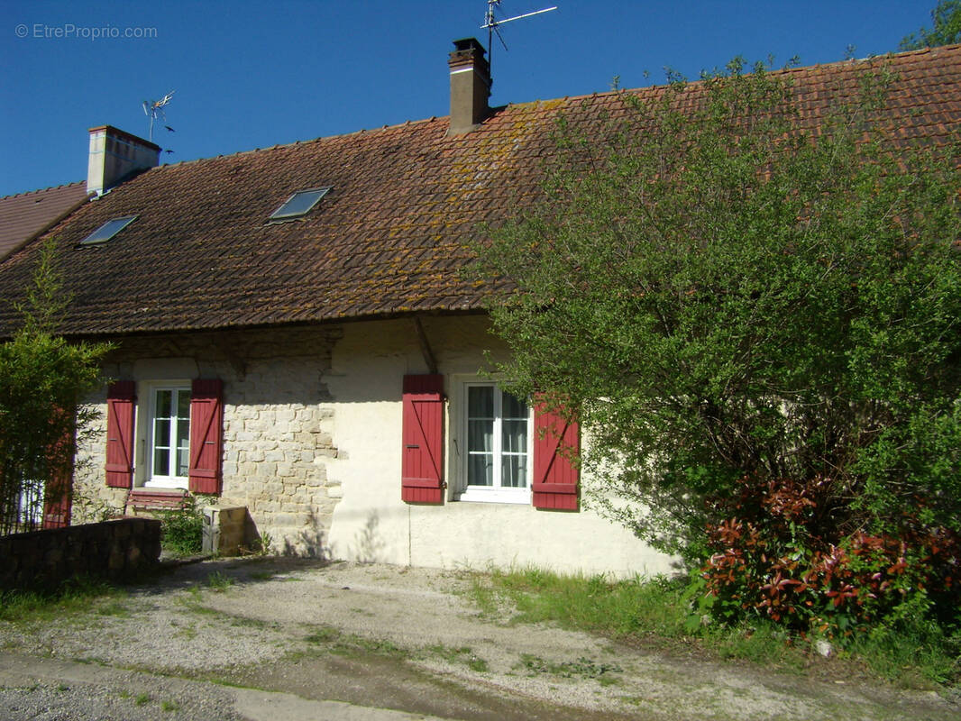 Maison à EPERVANS