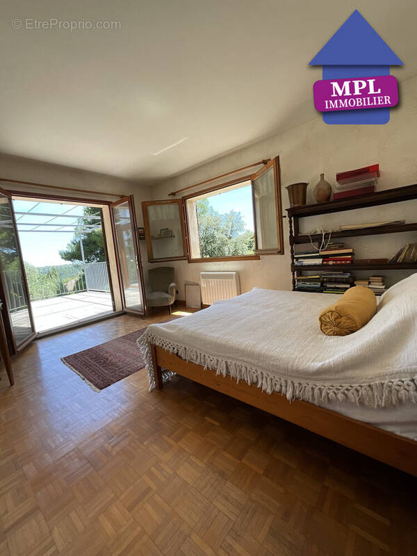 Maison à COMBAILLAUX