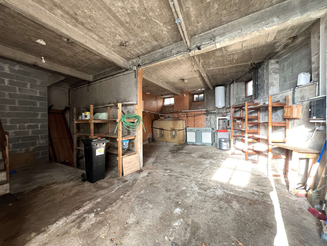 Maison à FREYCENET-LA-TOUR