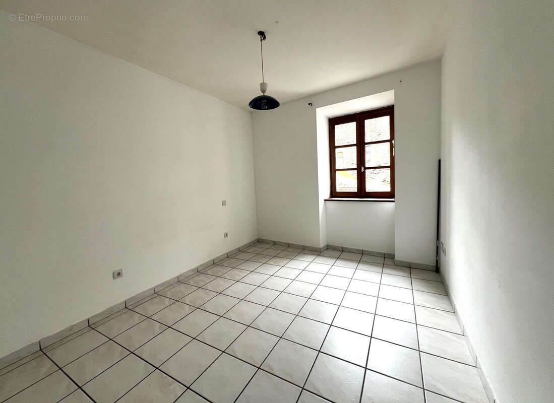 Maison à FREYCENET-LA-TOUR