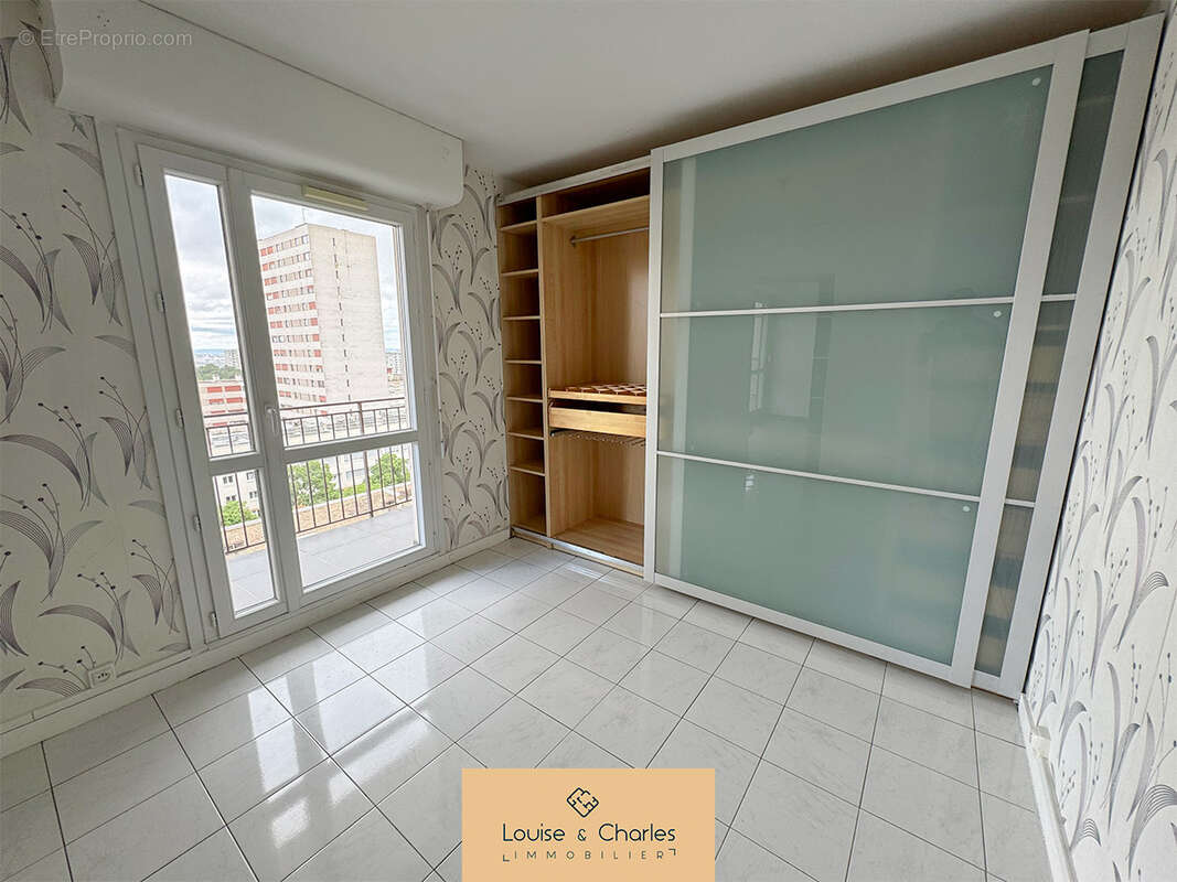 Appartement à RILLIEUX-LA-PAPE