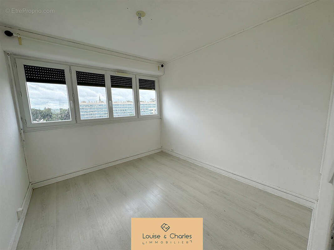 Appartement à RILLIEUX-LA-PAPE