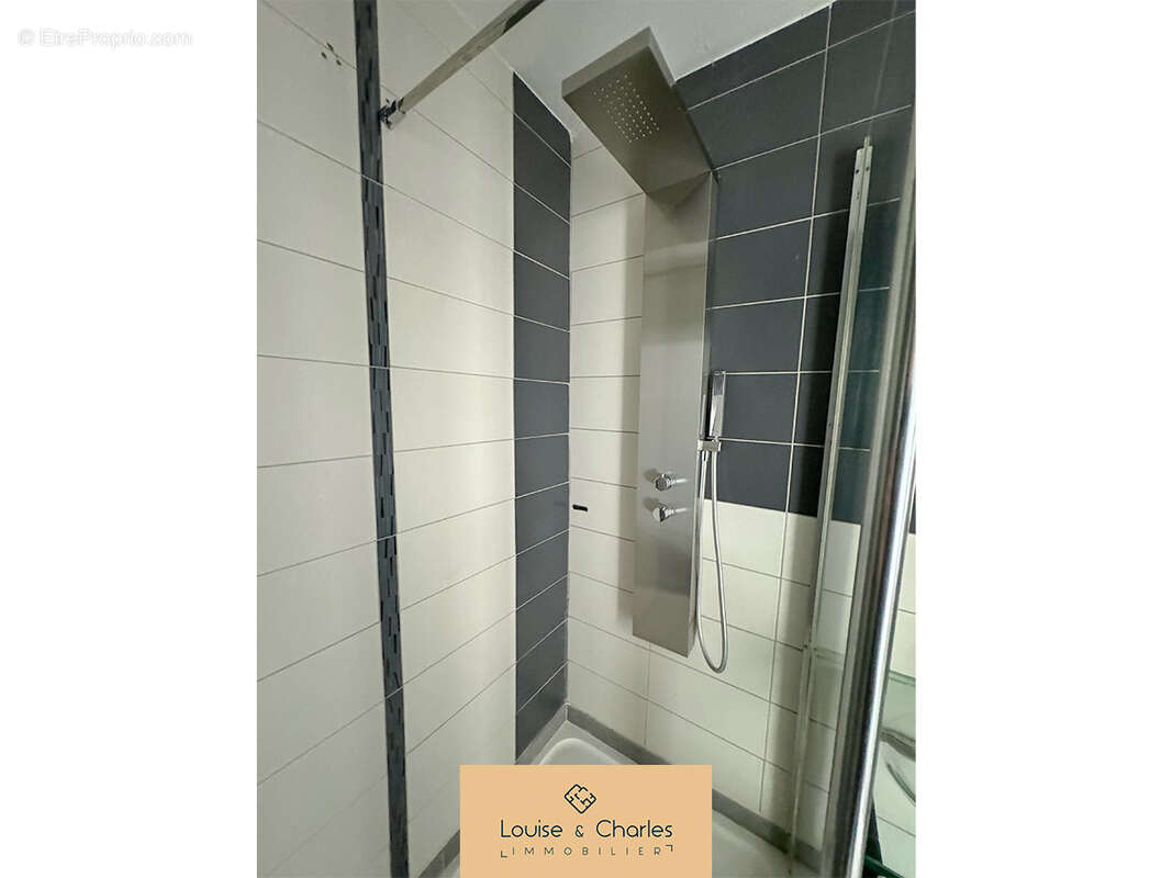 Appartement à RILLIEUX-LA-PAPE