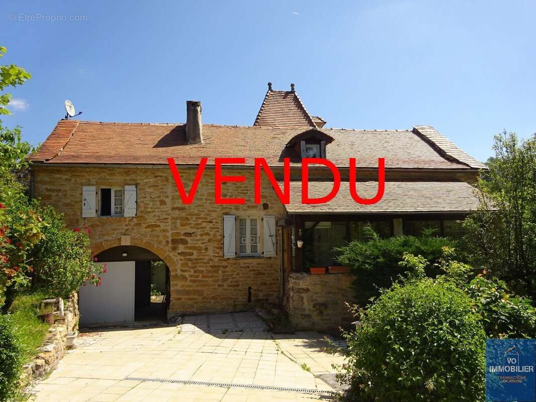 Maison à VILLEFRANCHE-DE-ROUERGUE