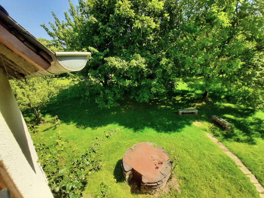 Maison à SAINT-ERBLON