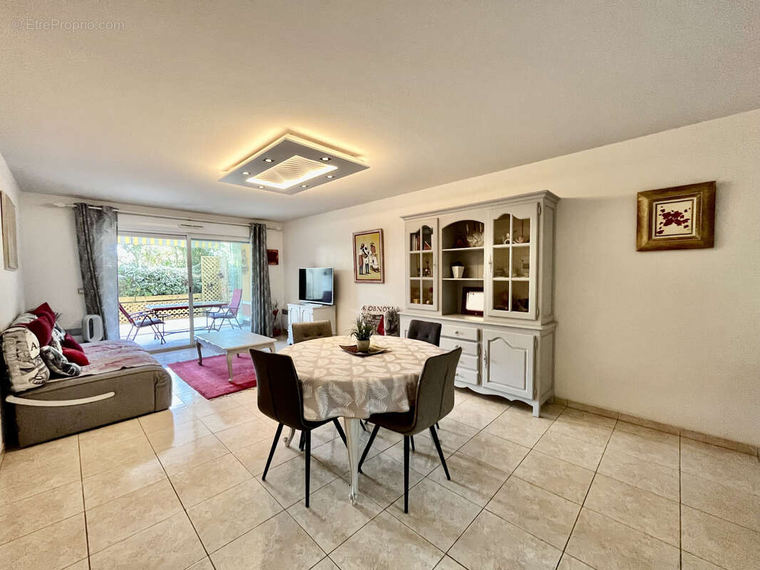 Appartement à FREJUS