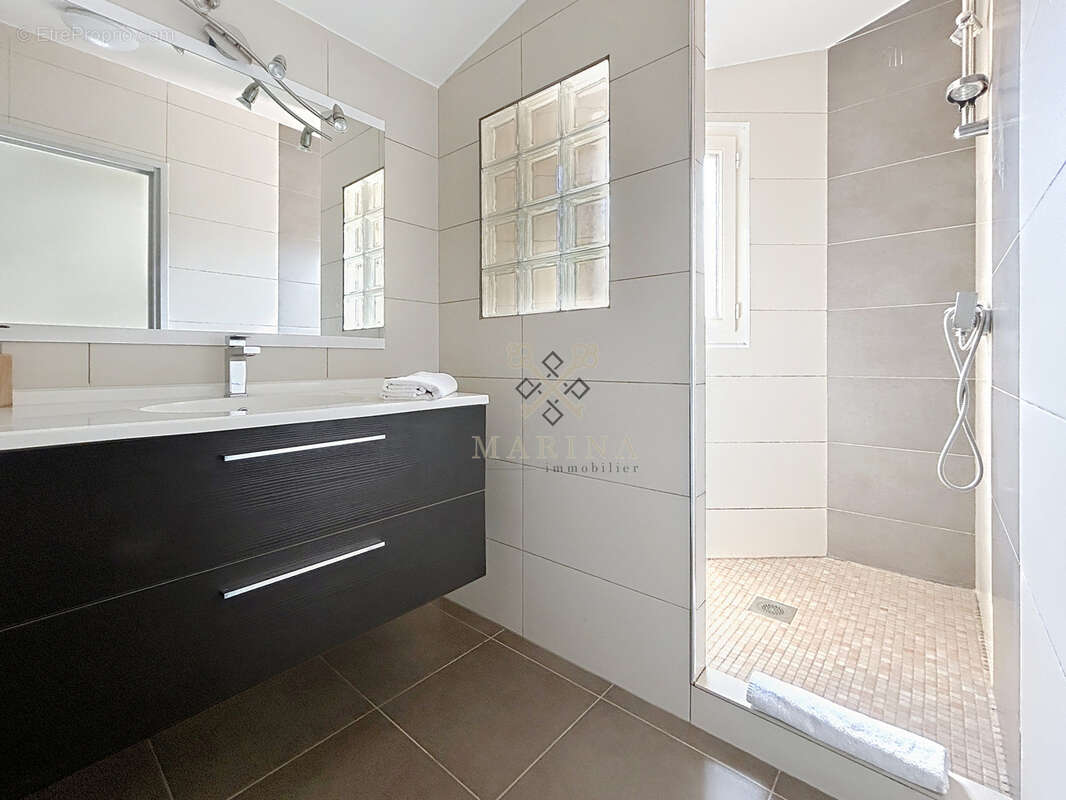 Maison à PORTO-VECCHIO