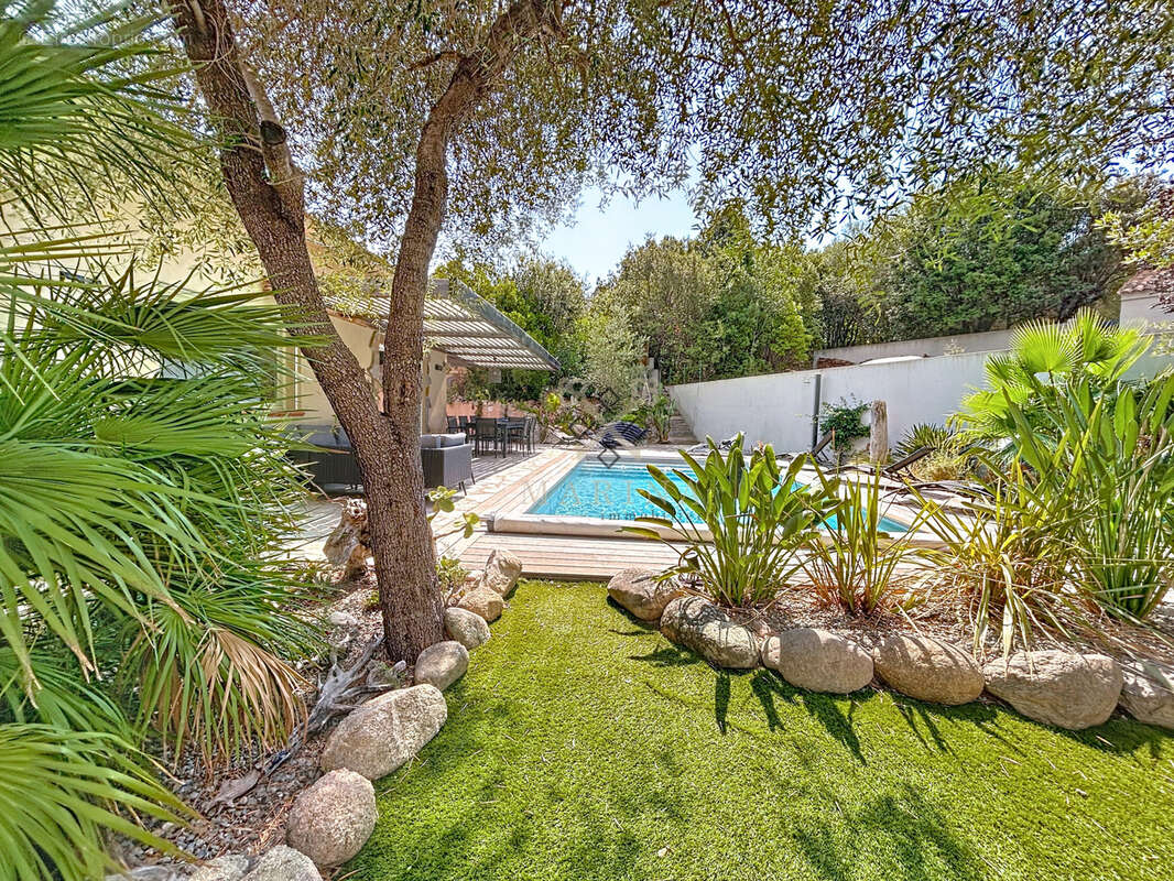 Maison à PORTO-VECCHIO