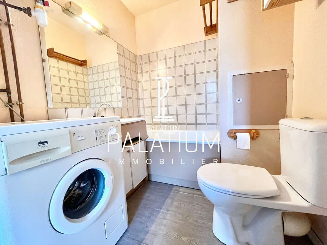 Appartement à GREOUX-LES-BAINS