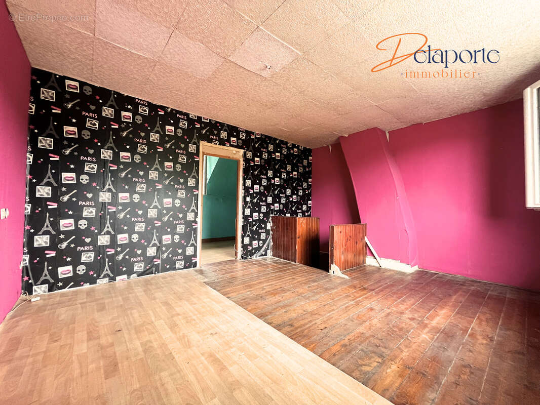 Maison à L&#039;ETOILE