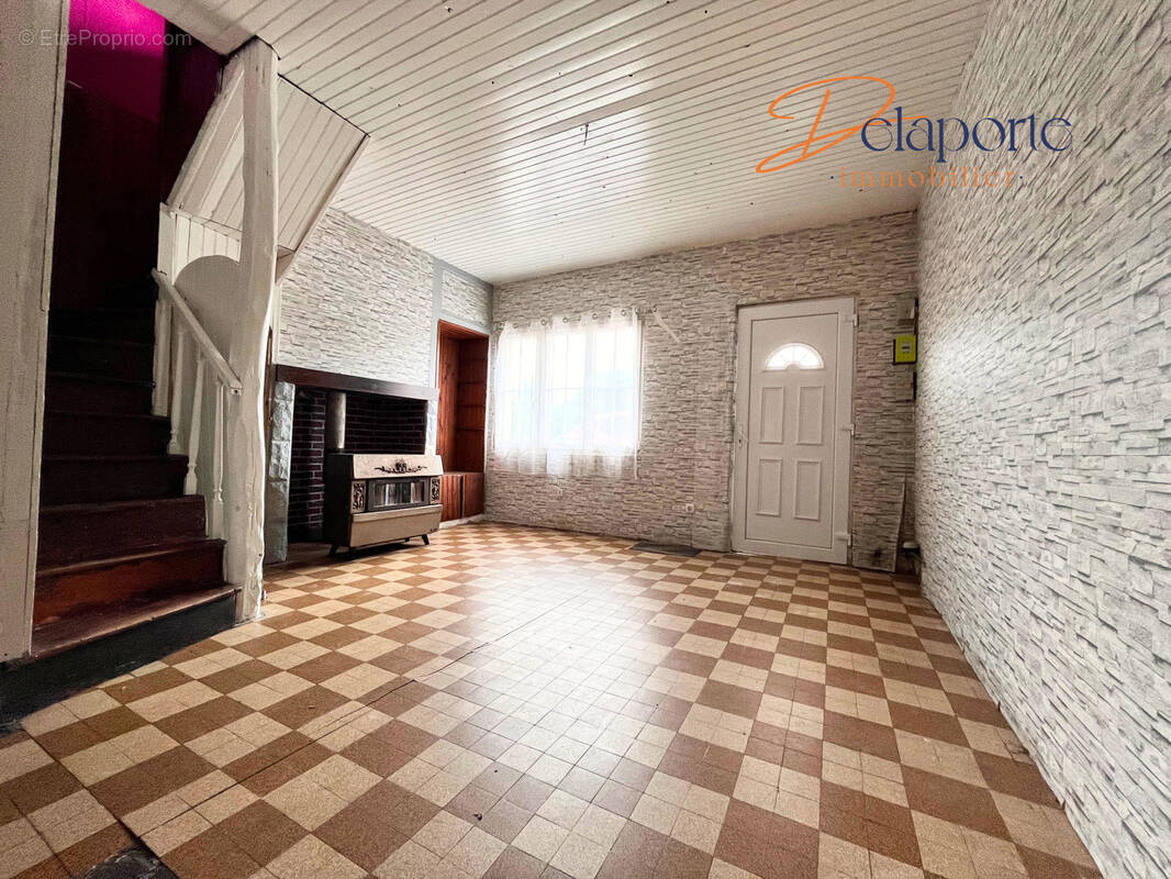 Maison à L&#039;ETOILE