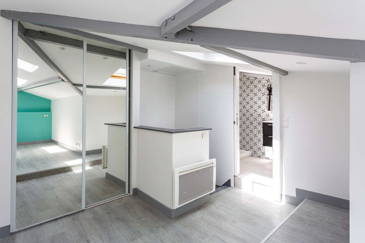 Appartement à PARIS-19E