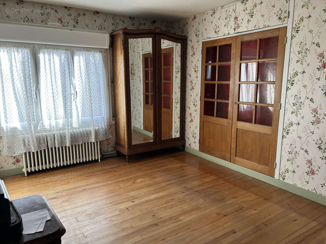 Maison à POIX-DE-PICARDIE