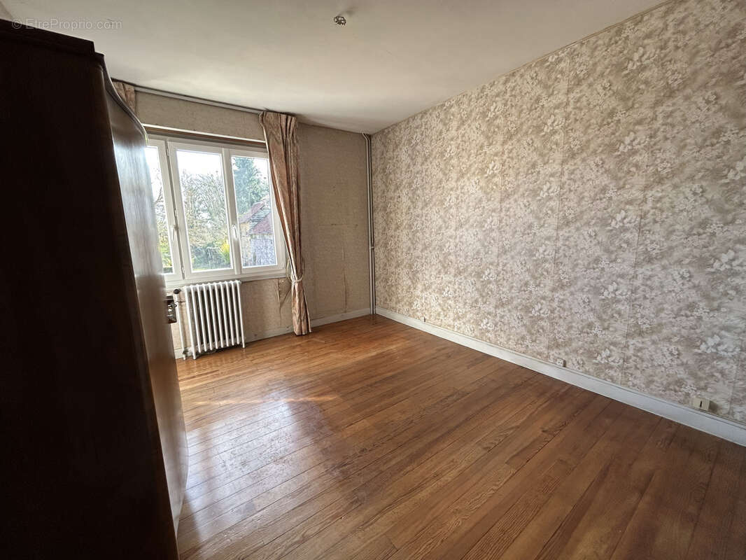 Maison à POIX-DE-PICARDIE