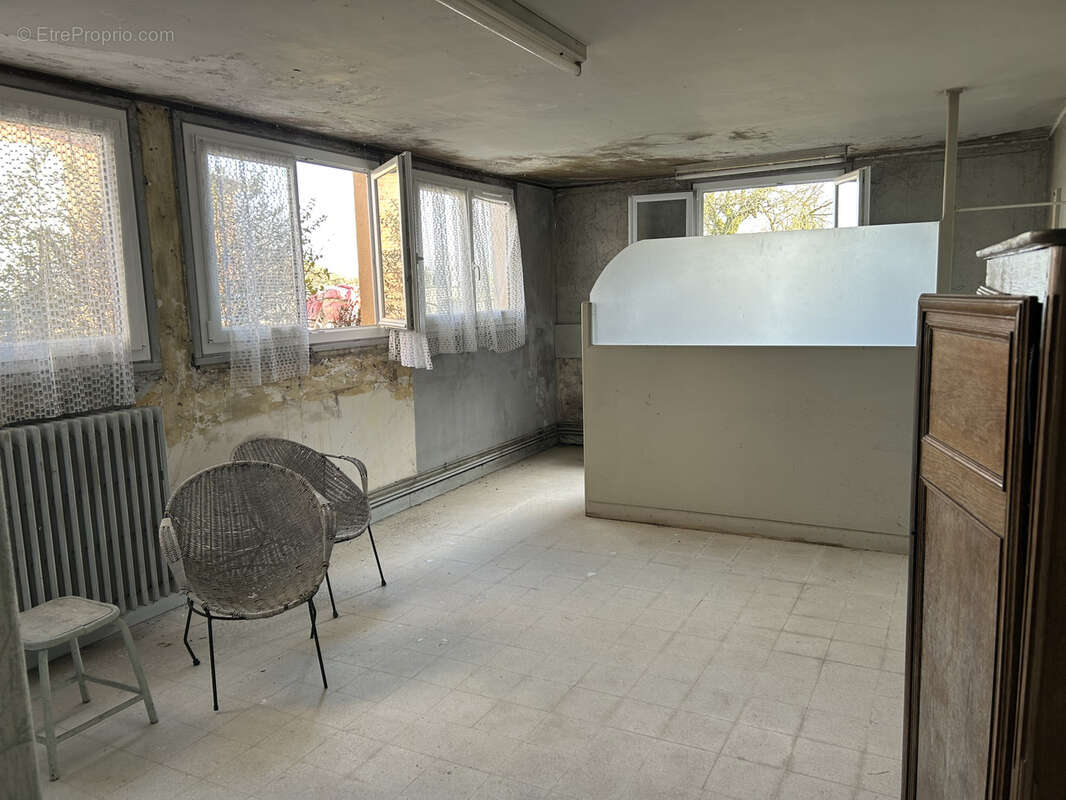 Maison à POIX-DE-PICARDIE