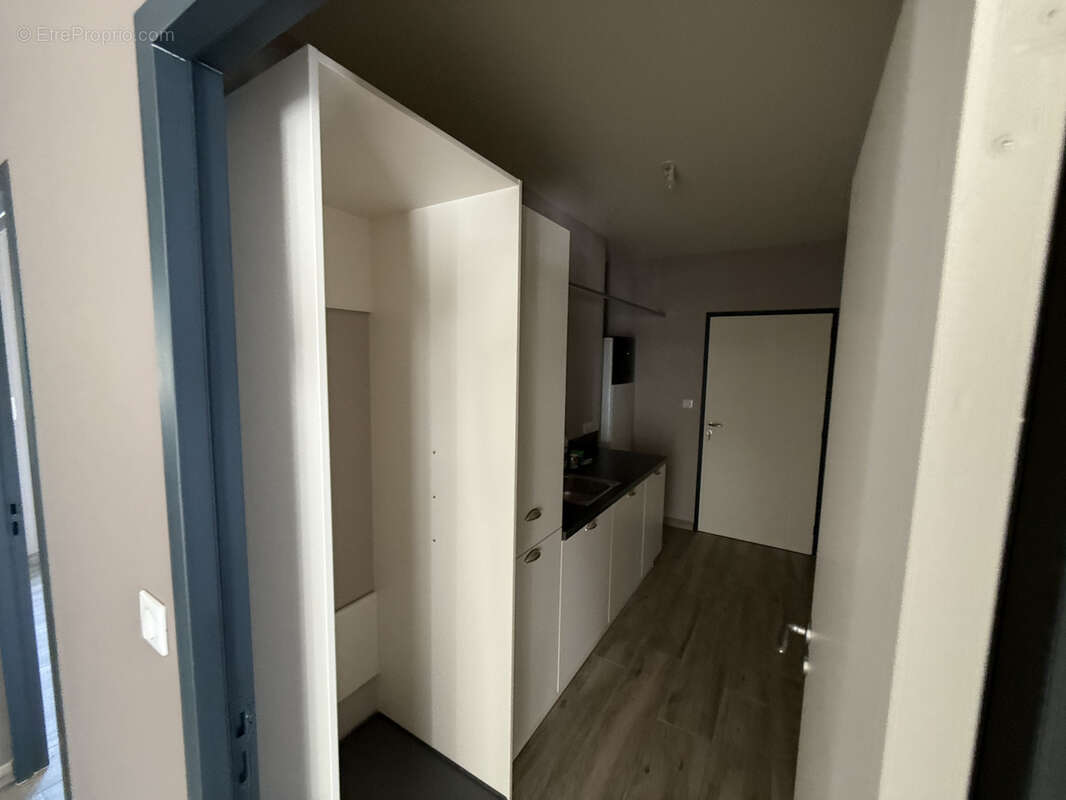 Maison à SAINT-JULIEN-CHAPTEUIL