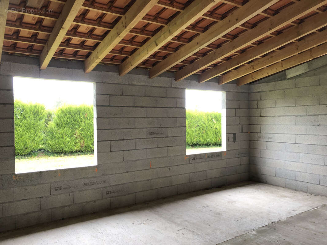 Maison à BARBEZIEUX-SAINT-HILAIRE