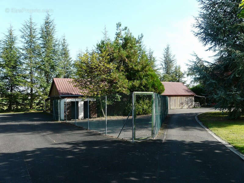 Maison à BARBEZIEUX-SAINT-HILAIRE