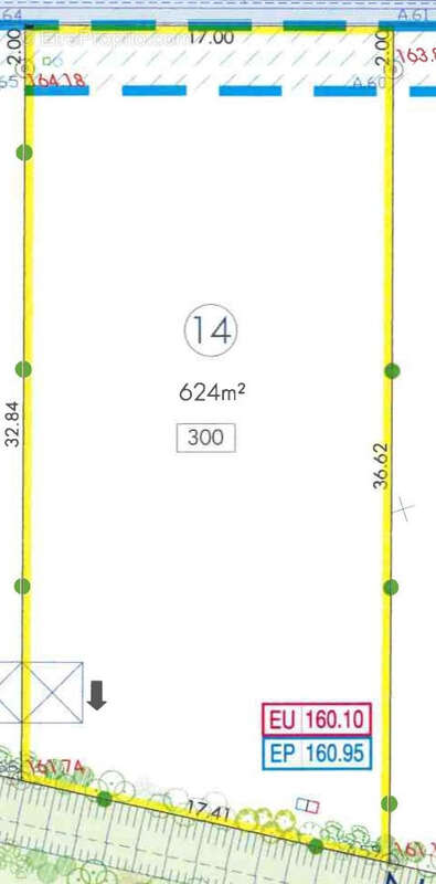 Terrain à MONTAUTOUR