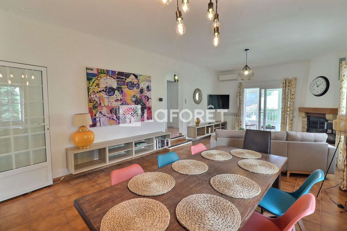 Maison à SAINT-RAPHAEL