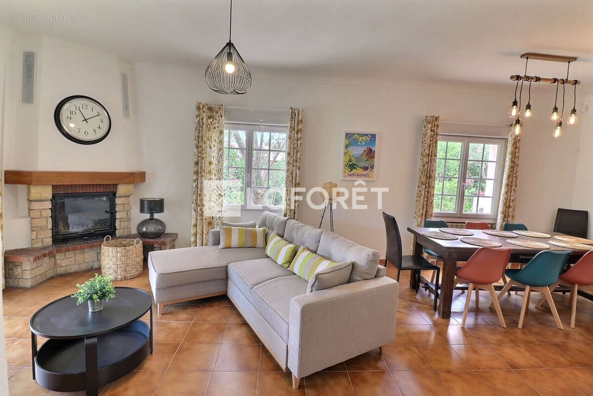 Maison à SAINT-RAPHAEL