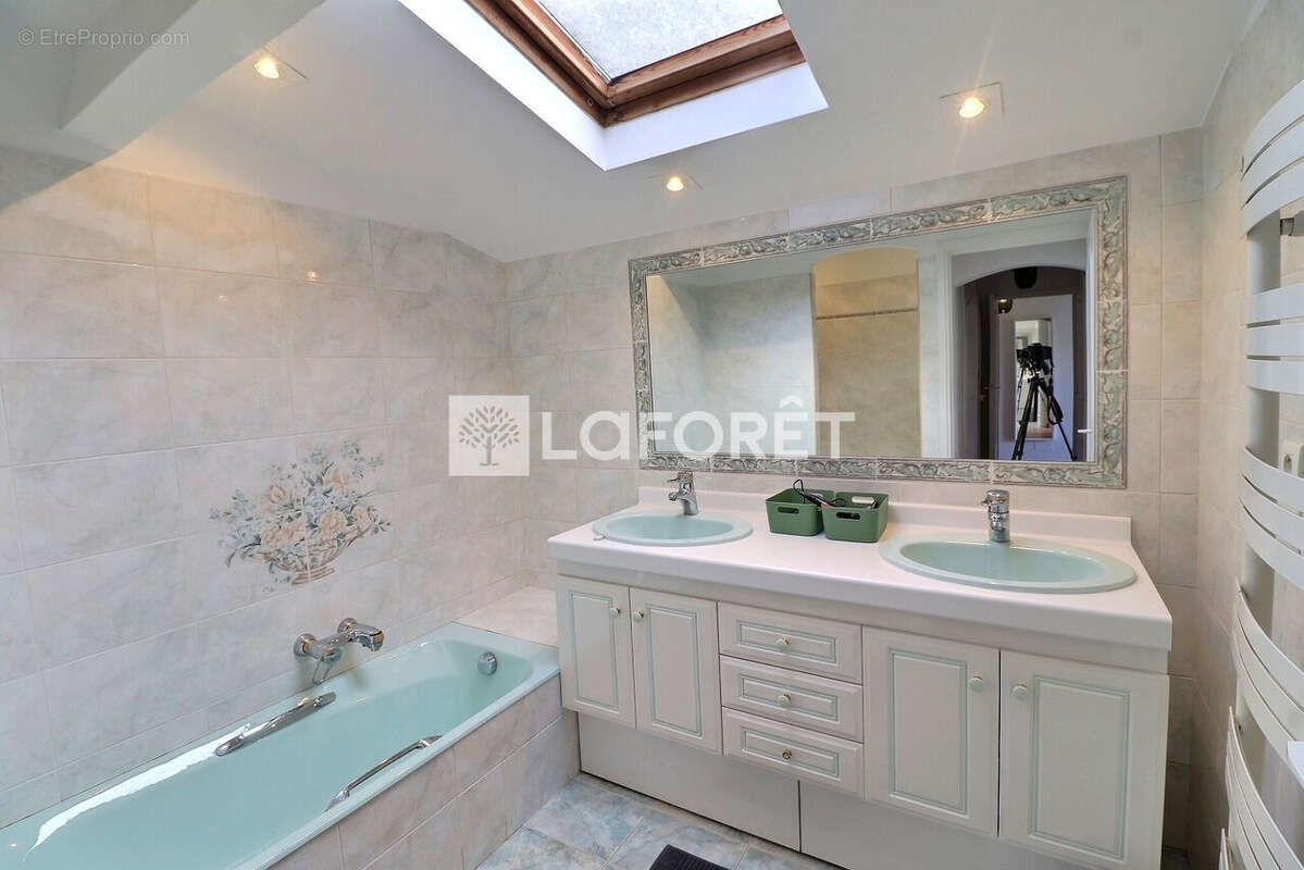 Maison à SAINT-RAPHAEL