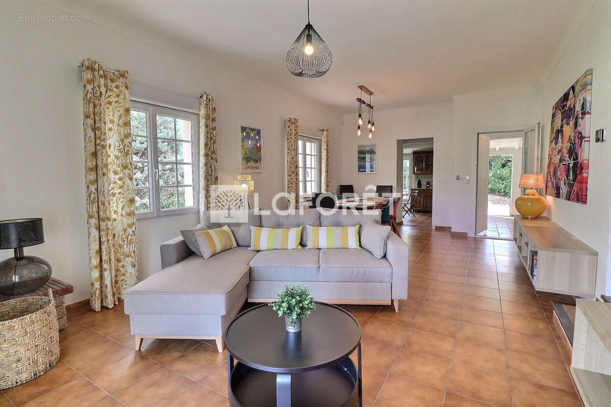 Maison à SAINT-RAPHAEL