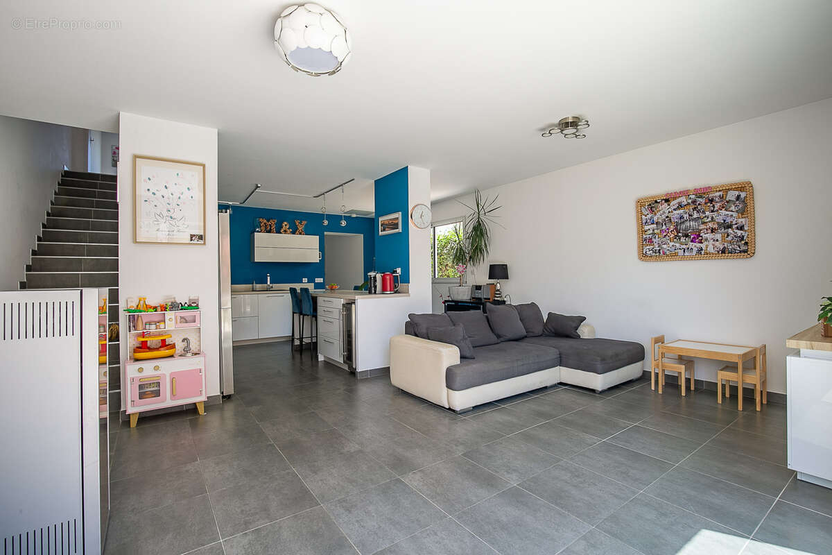 Maison à BOUC-BEL-AIR