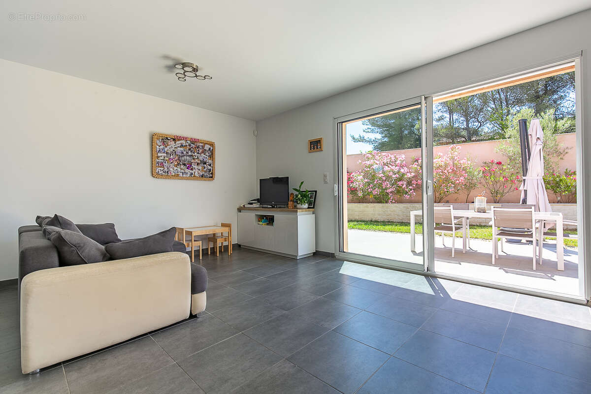 Maison à BOUC-BEL-AIR