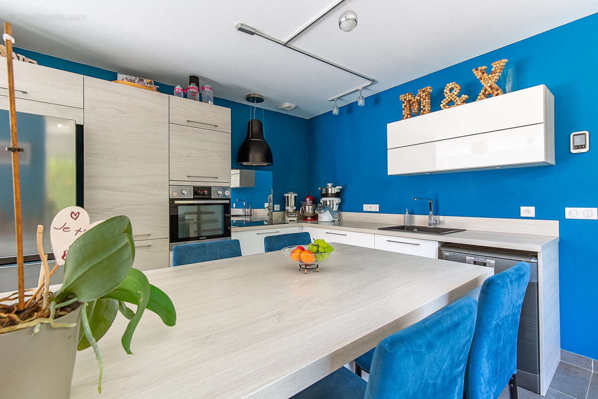 Maison à BOUC-BEL-AIR