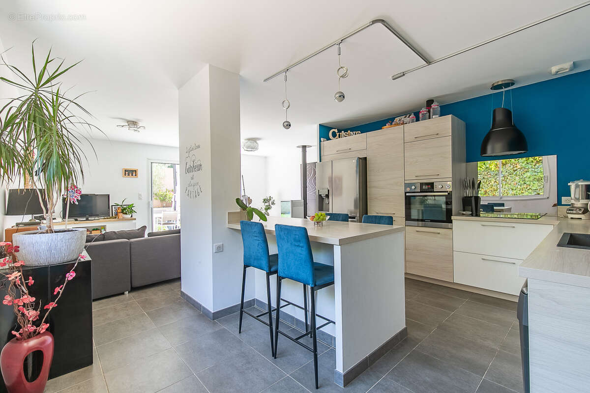 Maison à BOUC-BEL-AIR