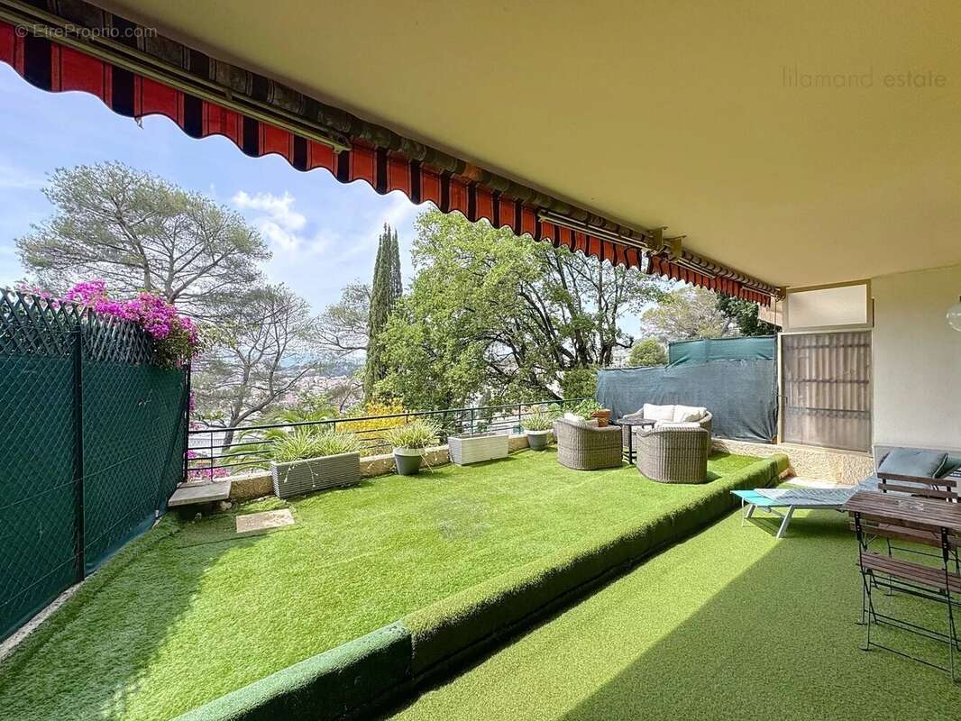 Appartement à LE CANNET