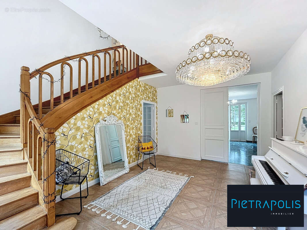 Maison à MONTCEAU-LES-MINES