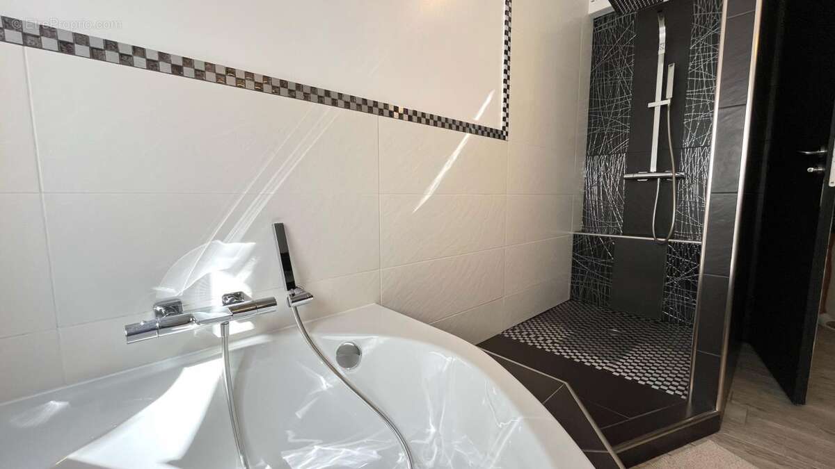 Maison à DRAGUIGNAN