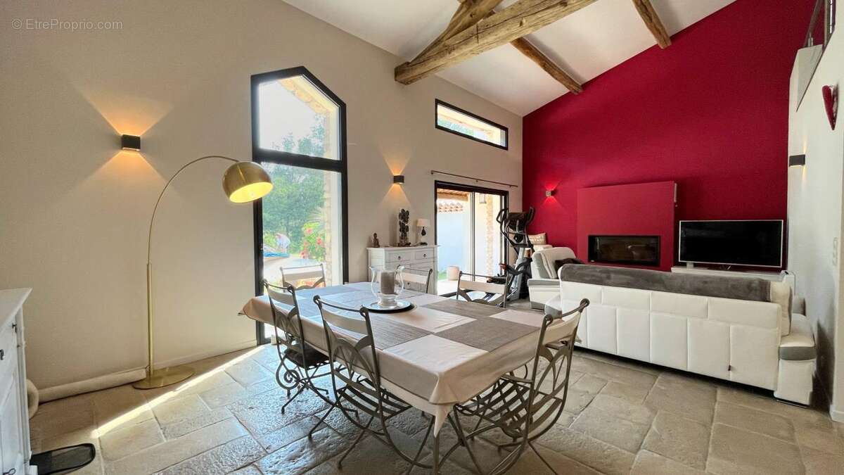 Maison à DRAGUIGNAN