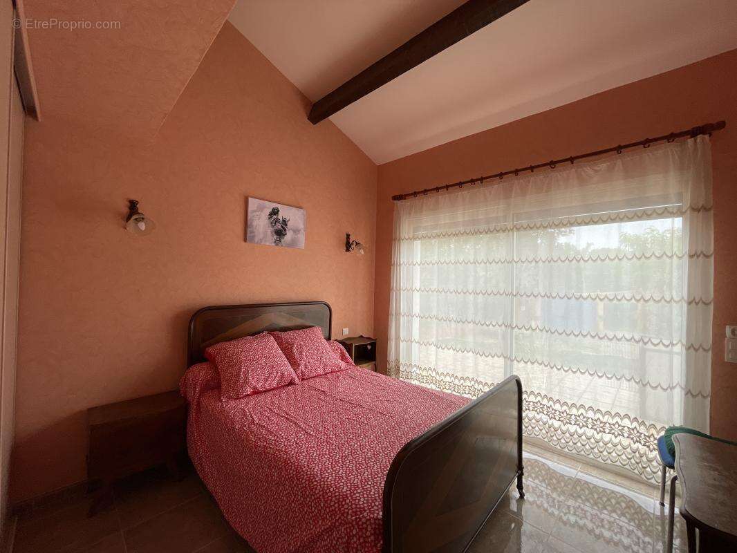 Maison à REGUSSE