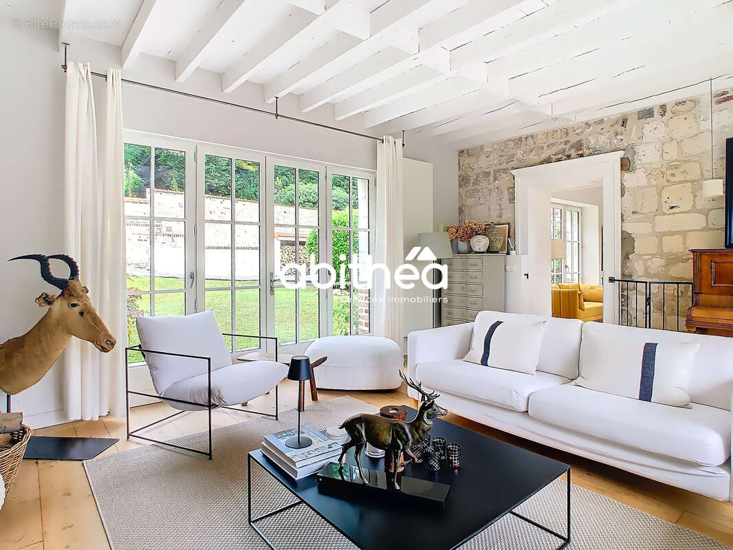 Maison à ANZIN-SAINT-AUBIN