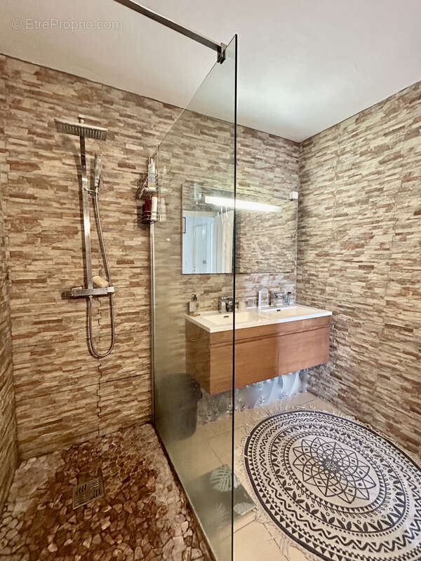 Appartement à LE GOSIER