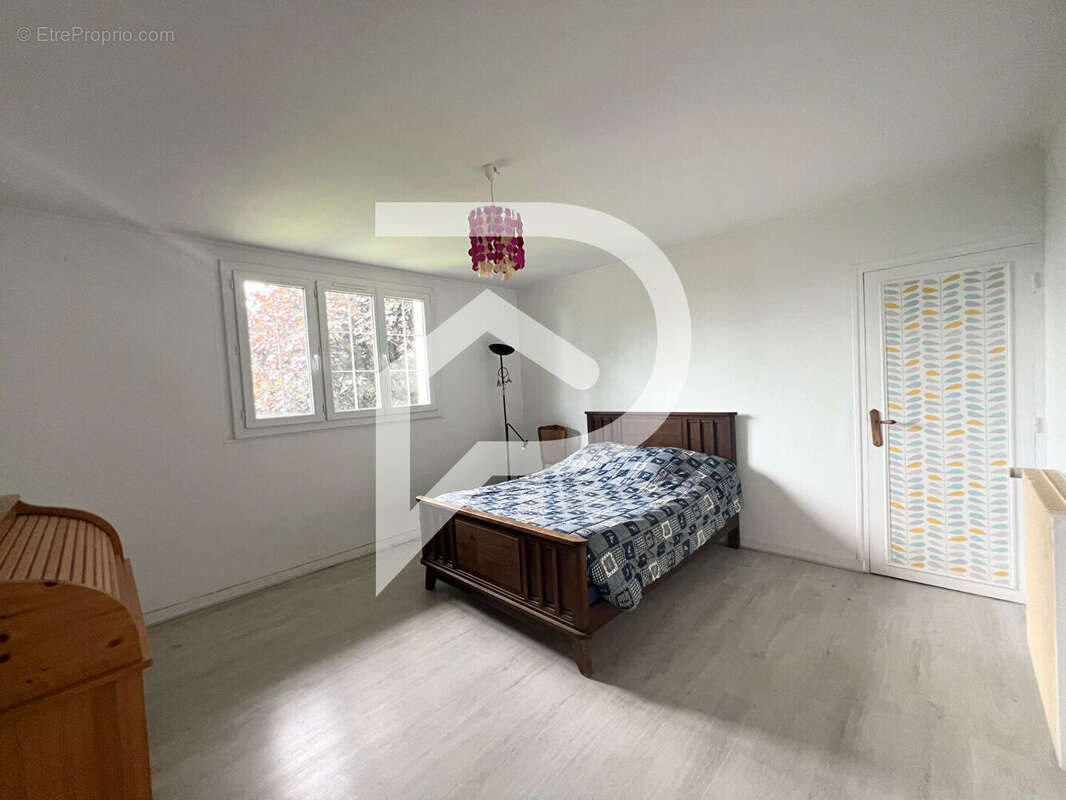 Maison à SAINT-GERMAIN-LA-POTERIE