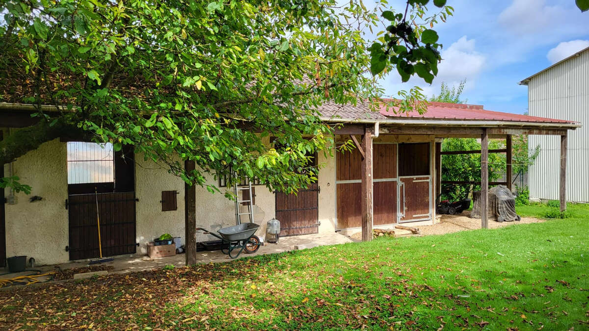 Maison à PERCENEIGE