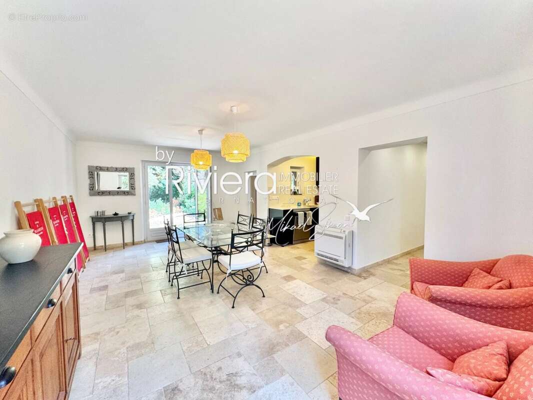 Maison à LA CROIX-VALMER