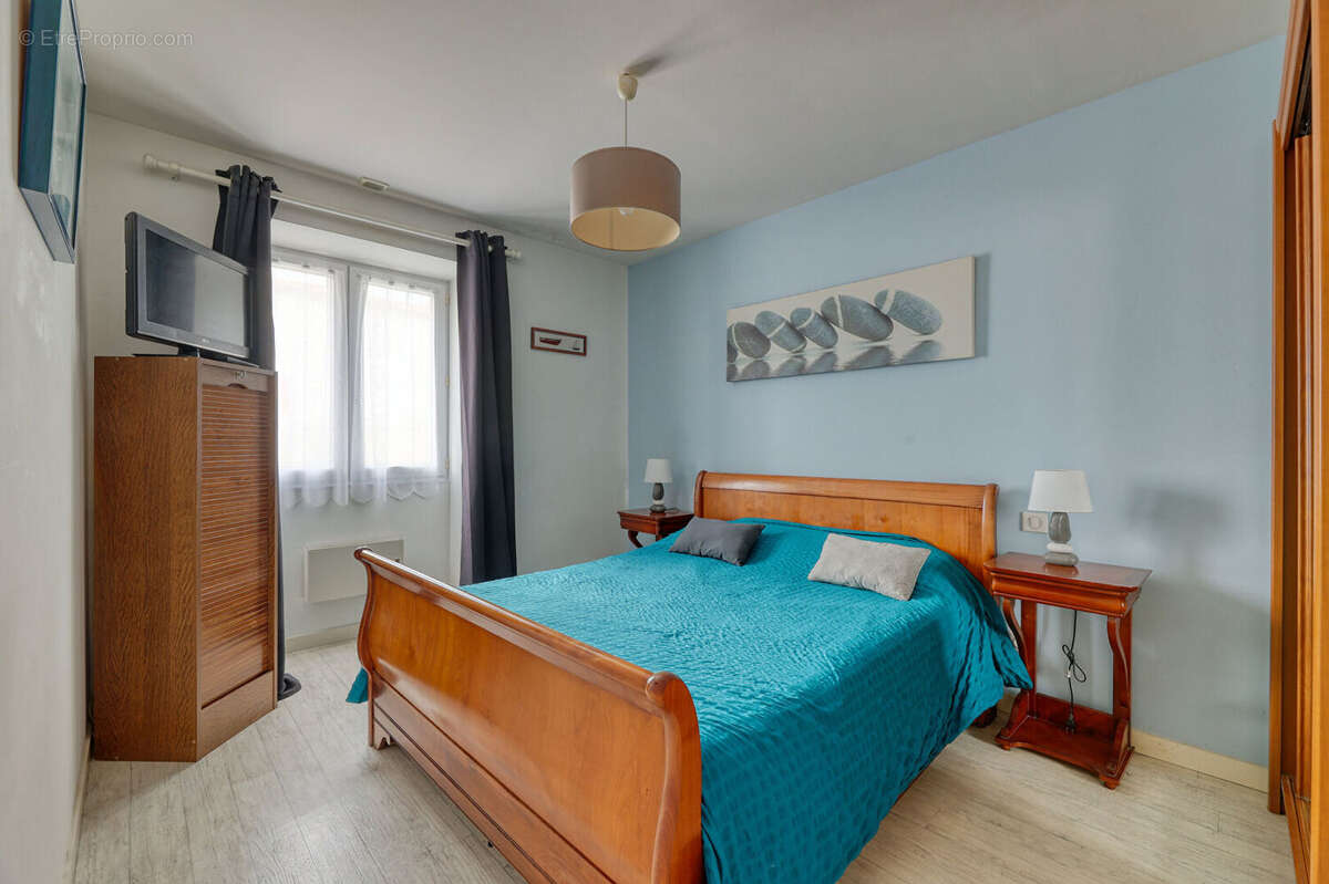 Maison à ROCHESERVIERE