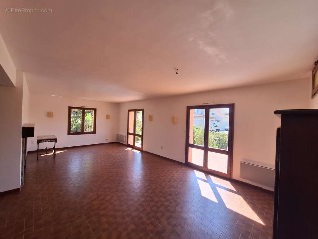 Maison à SAINT-CYPRIEN