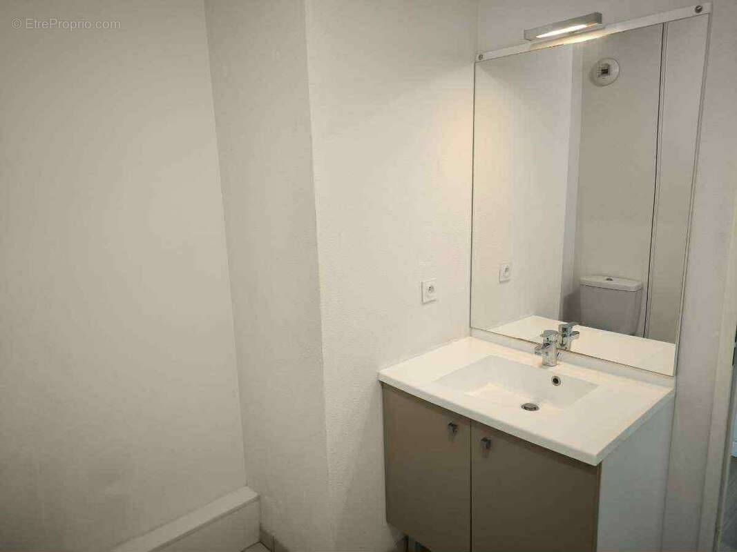 Appartement à VILLENAVE-D&#039;ORNON