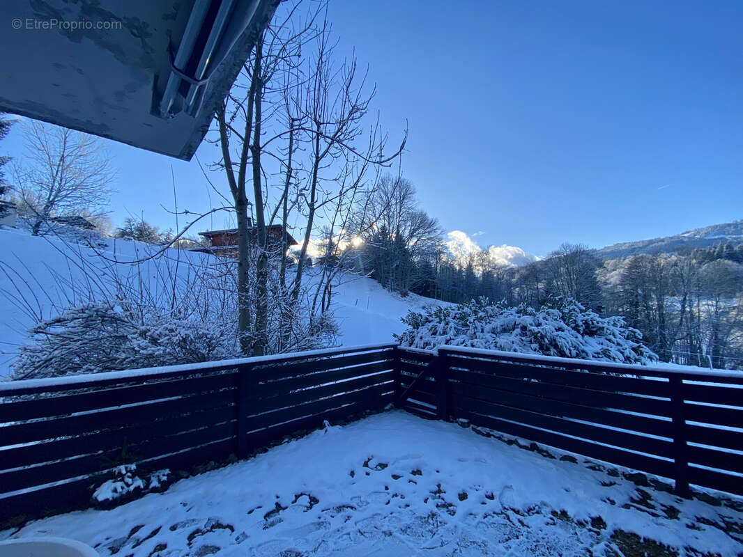 Appartement à DEMI-QUARTIER